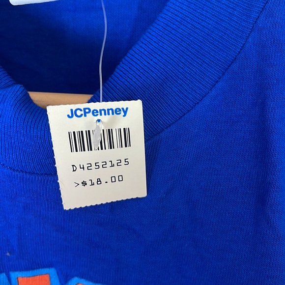 New NY Knicks All Over Print 18-20 Boys Shirt - Picture 2 of 6